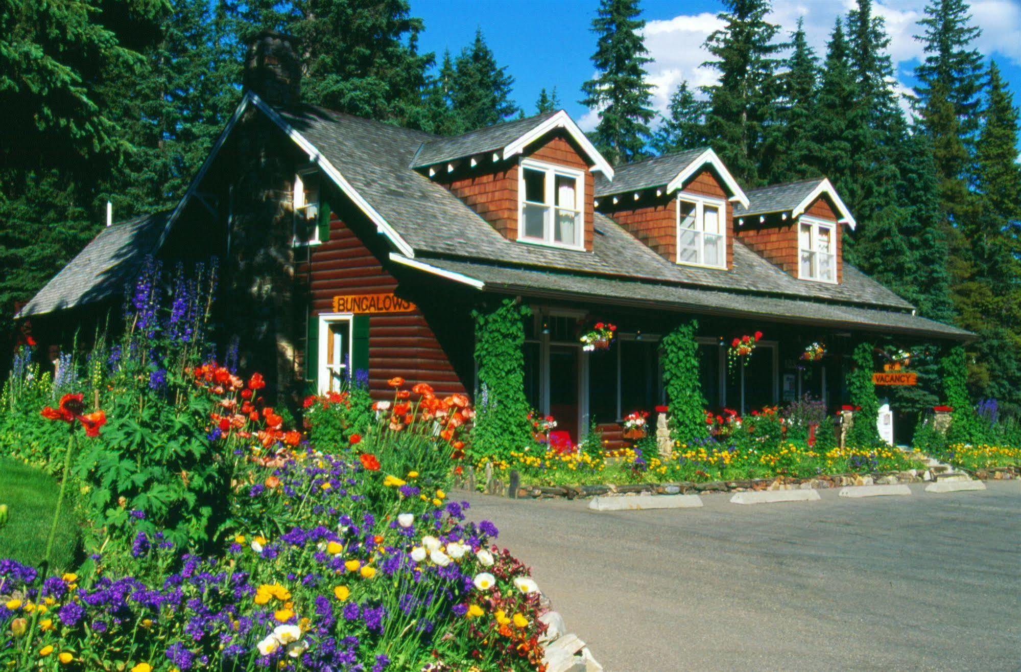 Paradise Lodge And Bungalows Lake Louise Luaran gambar